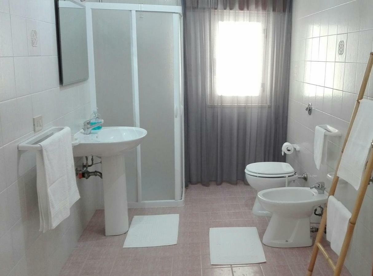 Casa Vacanza Tra Cielo E Mare 库斯托纳奇 外观 照片