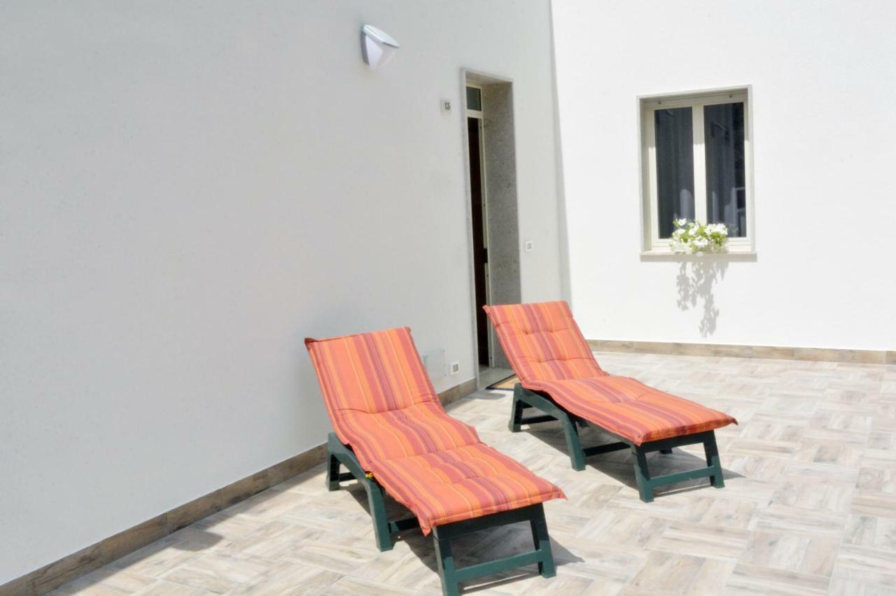 Casa Vacanza Tra Cielo E Mare 库斯托纳奇 外观 照片