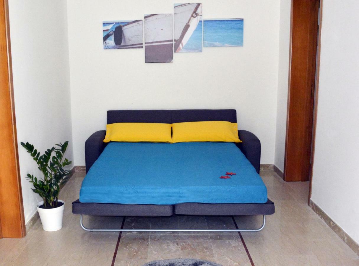 Casa Vacanza Tra Cielo E Mare 库斯托纳奇 外观 照片